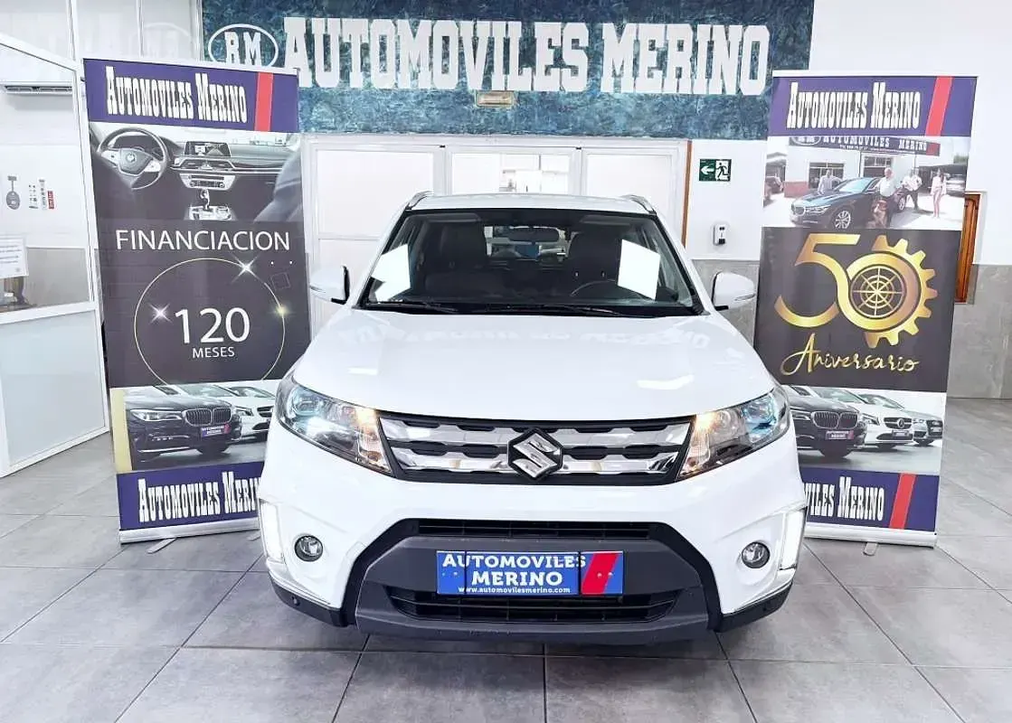 Usado Suzuki Vitara GL 120 CV (88 kW) 2015 Blanco SUV