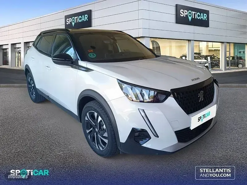 Usado Peugeot 2008 GT 130 CV (95 kW) 2021 Blanco SUV