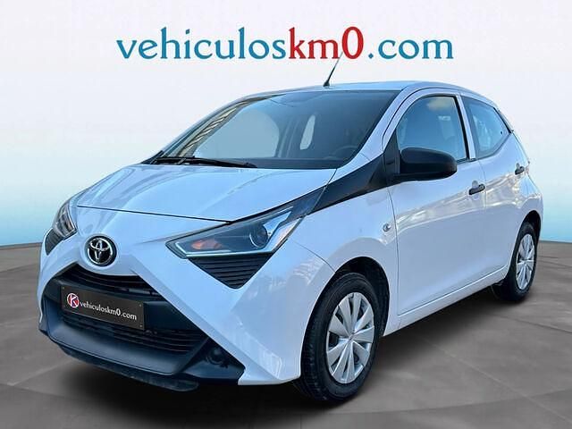 Blanco Usado 2022 Toyota Aygo X-play Utilitario | 10.900 € (Buen precio) - Imagen 1/3