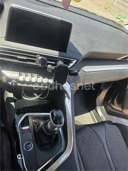 Usado Peugeot 5008 Allure 130 CV (95 kW) 2018 Azul SUV