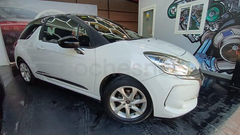 Usado DS Automobiles DS3 82 CV (60 kW) 2018 Blanco Berlina