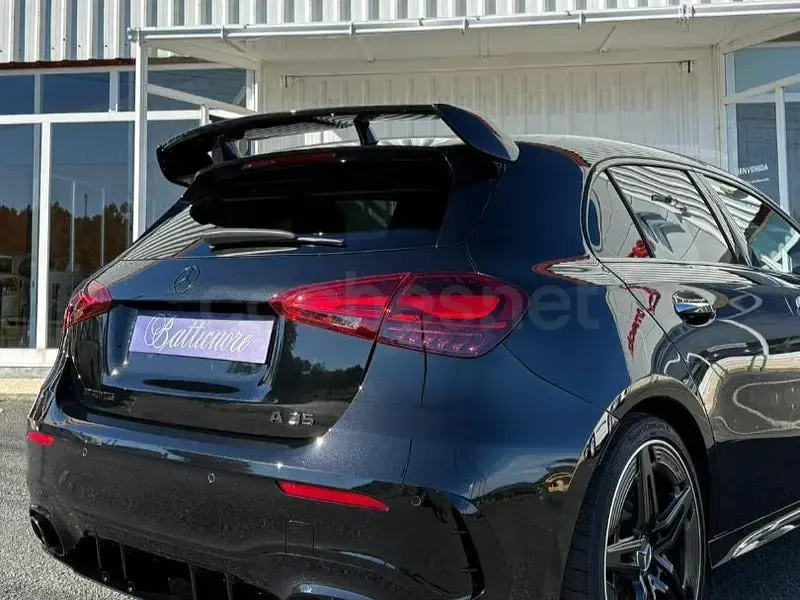 Usado Mercedes A35 AMG 306 CV (225 kW) 2024 Negro Berlina