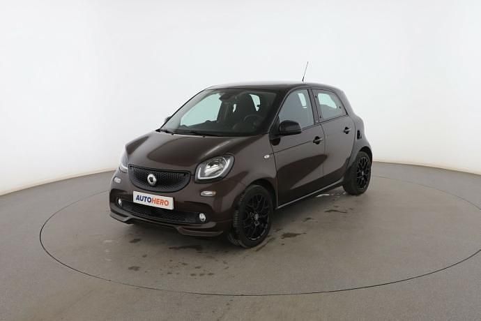 Negro Usado 2019 Smart ForFour Basis Berlina | 13.799 € (Un poco caro) - Imagen 1/3