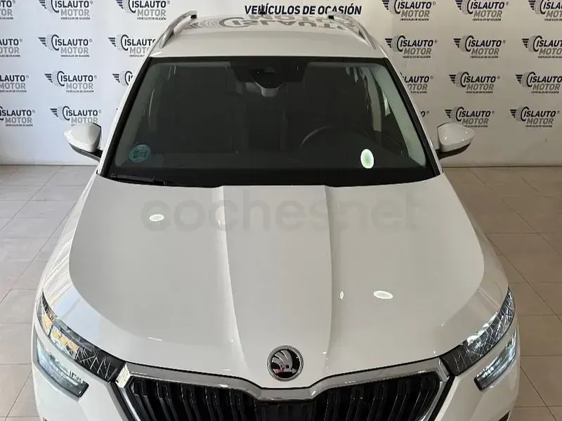 Usado Skoda Kamiq 110 CV (80 kW) 2022 Blanco SUV