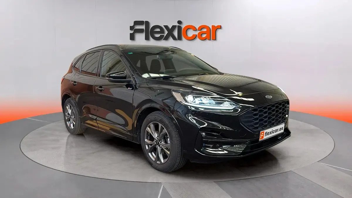 Używany Ford Kuga ST-Line 120 KM (88 kW) 2024 SUV