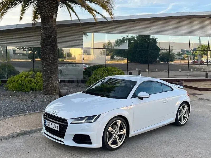 Usado Audi TT S-Line 230 CV (169 kW) 2015 Blanco Coupe