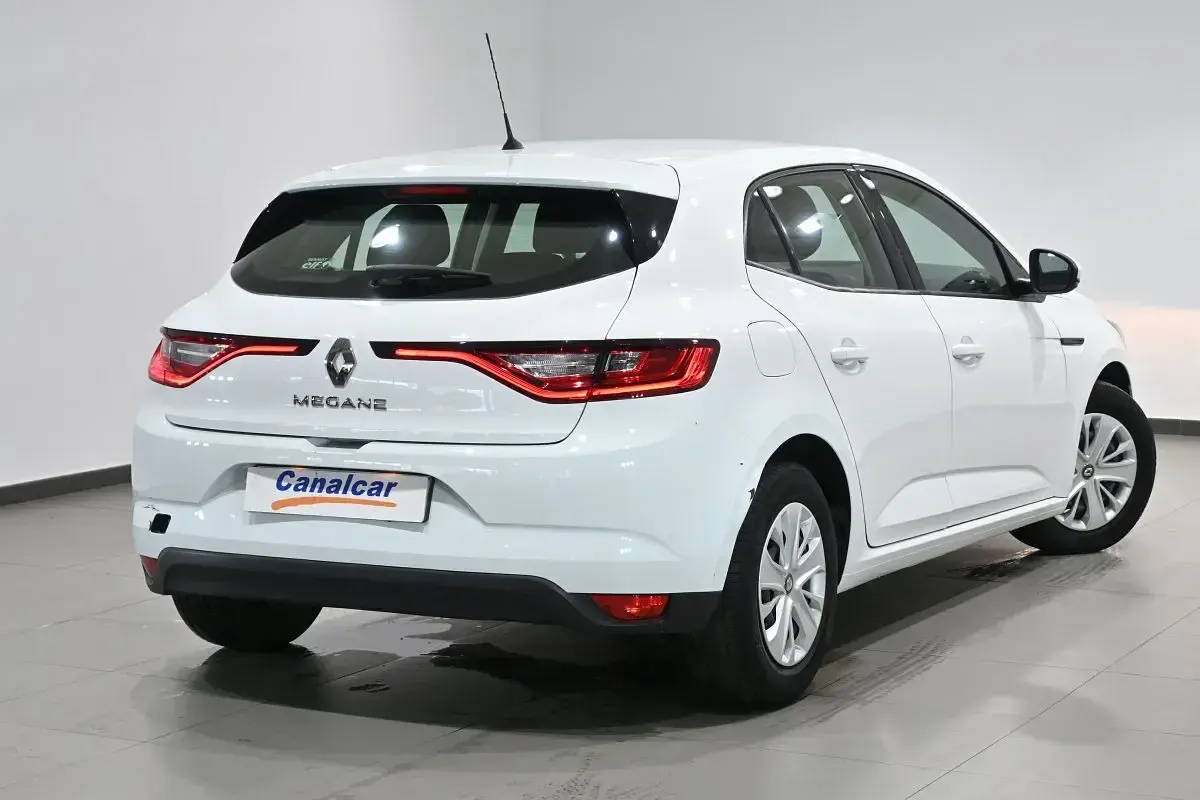 Usado Renault Mégane Life 95 CV (69 kW) 2019 Blanco