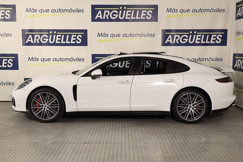 Usado Porsche Panamera 550 CV (404 kW) 2017 Blanco Familiar