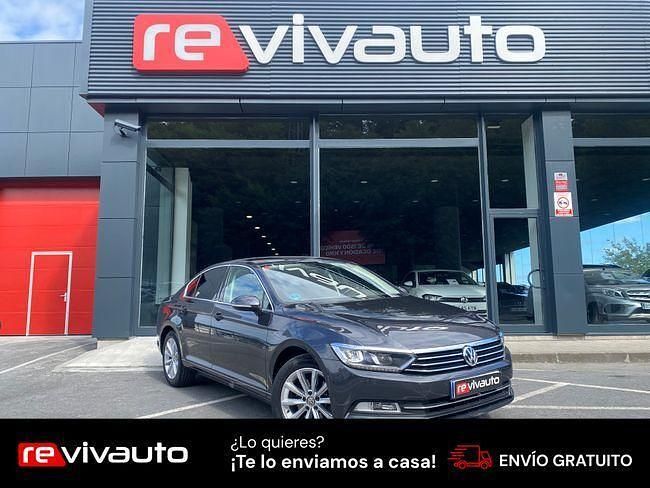 Usado VW Passat Advance 150 CV (110 kW) 2019 Negro Berlina