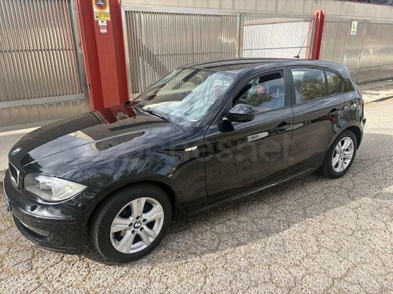 Occasion BMW 118 Sport Line 143 PK (105 kW) 2012 Zwart Hatchback
