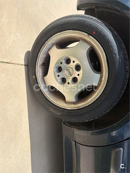 Usado Mercedes A140 Classic 82 CV (60 kW) 2004 Azul Monovolumen