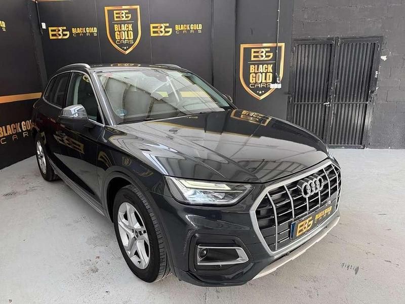 Usado Audi Q5 Premium 163 CV (119 kW) 2021 Gris / plata SUV