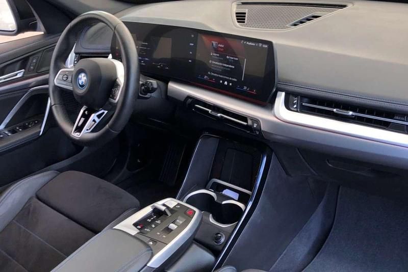 Usado BMW iX1 Comfort Edition 230 kW (313 CV) 2025 Negro SUV