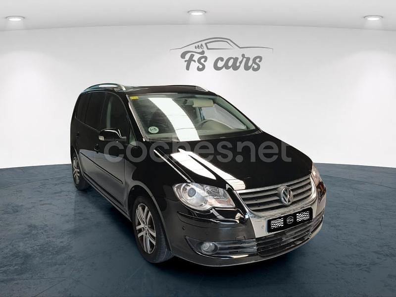 Usado VW Touran Advance 140 CV (102 kW) 2010 Negro Monovolumen