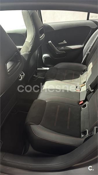 Usado Mercedes A250 218 CV (160 kW) 2024 Gris / plata Berlina
