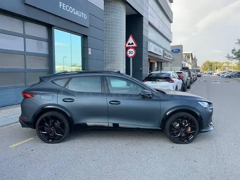 Usado Cupra Formentor VZ 390 CV (286 kW) 2023 Gris / plata SUV