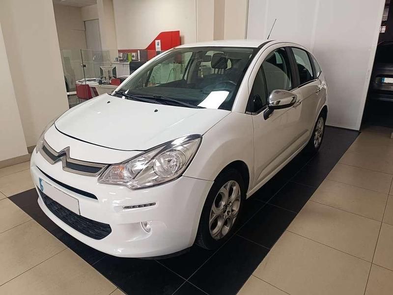 Usado Citroën C3 Attraction 68 CV (50 kW) 2015 Blanco Utilitario