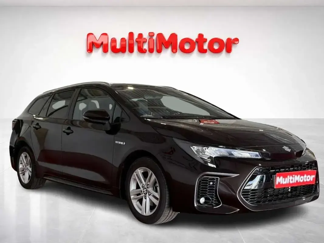 Usado Suzuki Swace GLX 121 CV (88 kW) 2023 Marrón Familiar