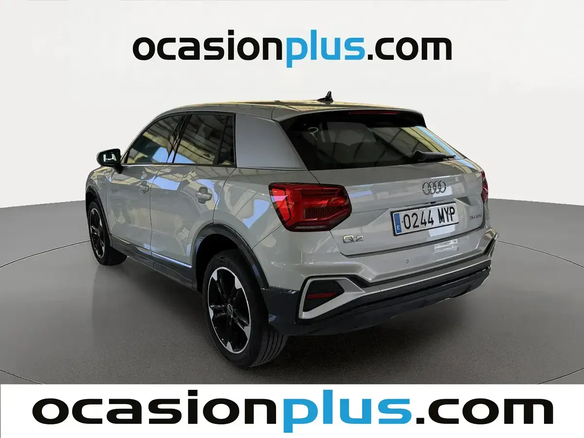 Usado Audi Q2 S-Line 150 CV (110 kW) 2025 Gris SUV