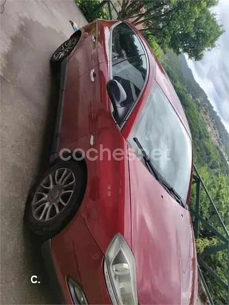 Usado Lancia Delta 165 CV (121 kW) 2009 Rojo Utilitario