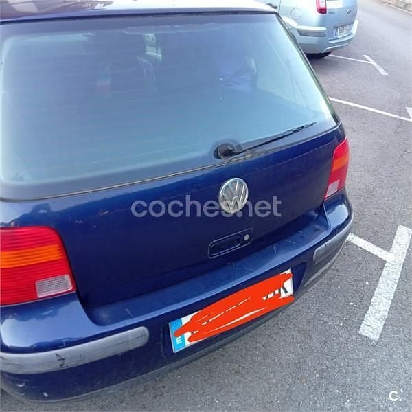 Azul Usado 2003 VW Golf IV Advance Berlina | 1900 € (Super precio) - Imagen 1/4