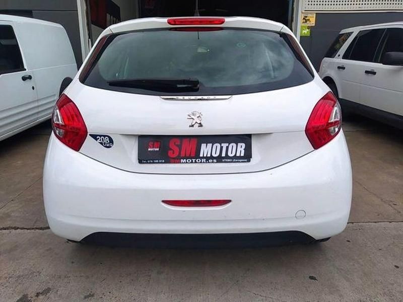 Usado Peugeot 208 68 CV (50 kW) 2014 Blanco Utilitario