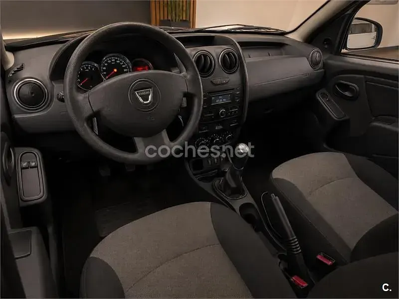 Usado Dacia Duster Ambiance 105 CV (77 kW) 2015 Blanco SUV