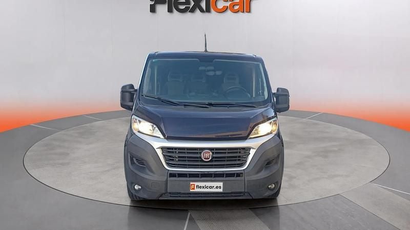 Usado Fiat Ducato 150 CV (110 kW) 2018 Azul Van