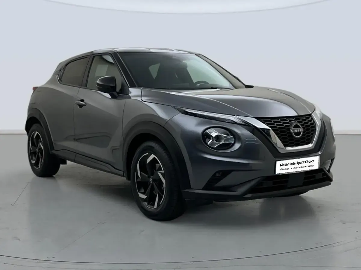 Usado Nissan Juke N-Connecta 114 CV (83 kW) 2023 Gris SUV