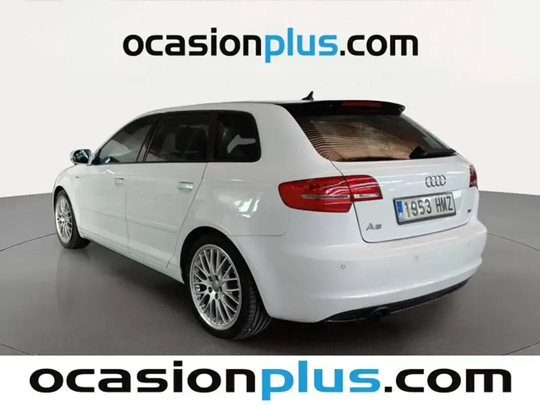 Usado Audi A3 Sportback Ambition 140 CV (102 kW) 2012 Blanco Utilitario