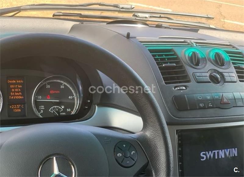 Usado Mercedes Viano 163 CV (119 kW) 2012 Negro Monovolumen