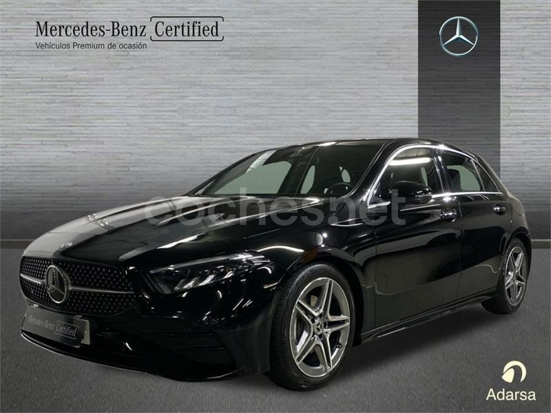 Negro noche Usado 2024 Mercedes A200 AMG line Berlina | 35.900 € (Precio justo) - Imagen 1/4