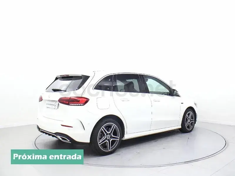 Usado Mercedes B250 218 CV (160 kW) 2021 Blanco Utilitario