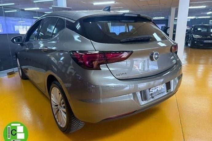 Usado Opel Astra Excellence 110 CV (80 kW) 2016