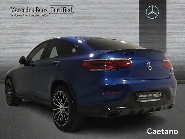 Usado Mercedes GLC220 AMG line 194 CV (142 kW) 2023 Azul espectra Coupe