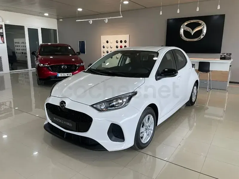 Nuevo Mazda 2 Center-Line 116 CV (85 kW) 2025 Blanco Utilitario
