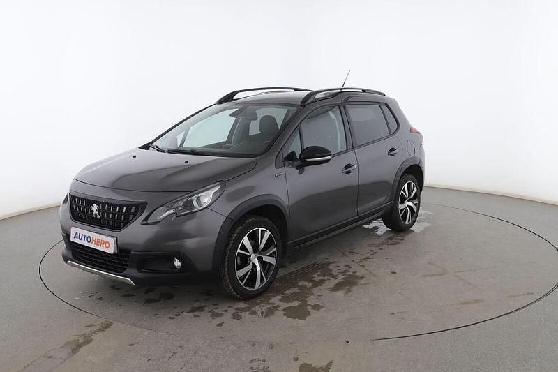 Usado Peugeot 2008 GT-line 102 CV (75 kW) 2019 Gris SUV