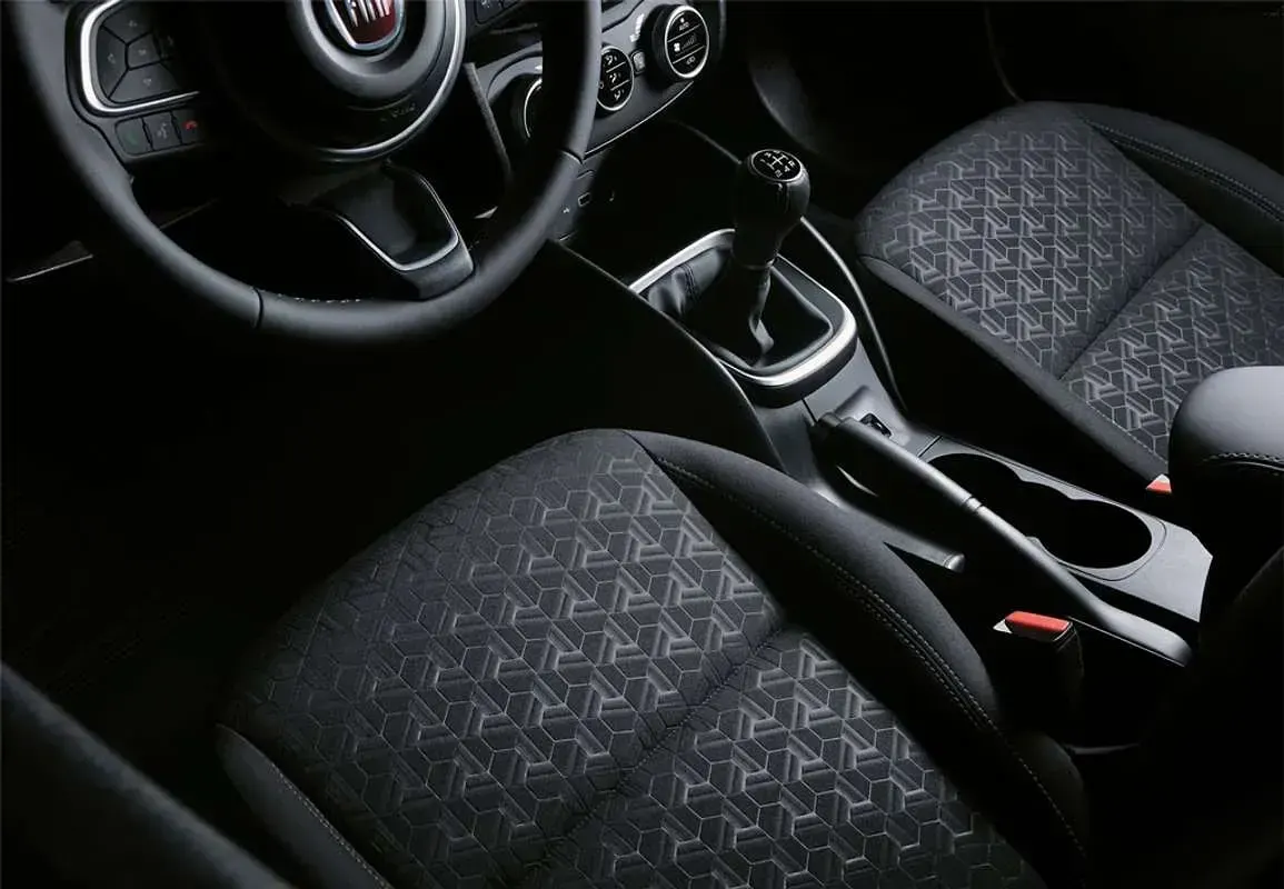 Usado Fiat Tipo Cross 99 CV (72 kW) 2022 Negro Utilitario