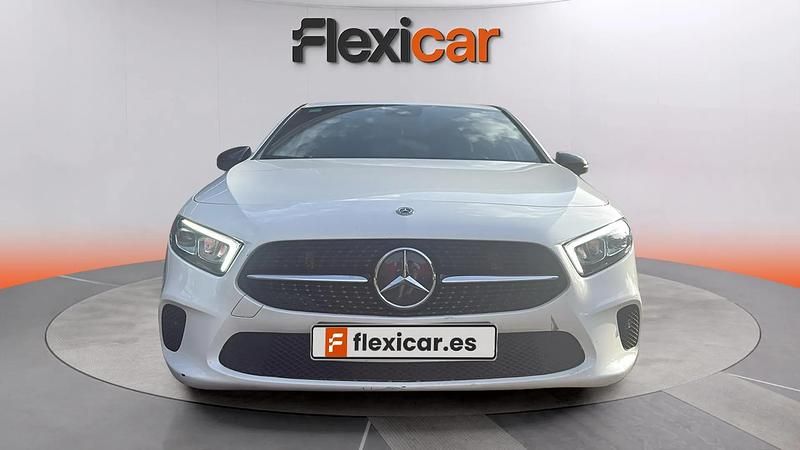 Käytetty Mercedes A180 116 HP (85 kW) 2019 Valkoinen Sedan