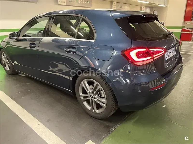 Usado Mercedes A200 150 CV (110 kW) 2020 Azul Berlina