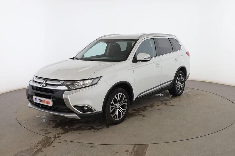Blanco Usado 2016 Mitsubishi Outlander Motion SUV | 13.699 € (Buen precio) - Imagen 1/3