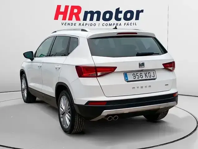 Usado Seat Ateca 4Drive 190 CV (139 kW) 2017 Blanco SUV