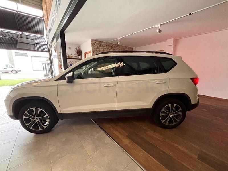 Usado Seat Ateca Style 150 CV (110 kW) 2024 Blanco SUV