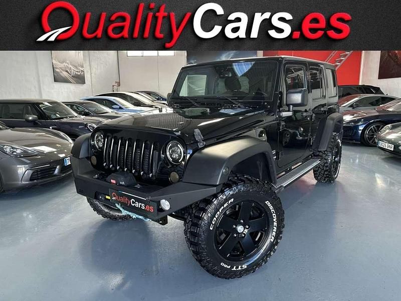 Usado Jeep Wrangler Unlimited Sport 200 CV (147 kW) 2016 Negro SUV