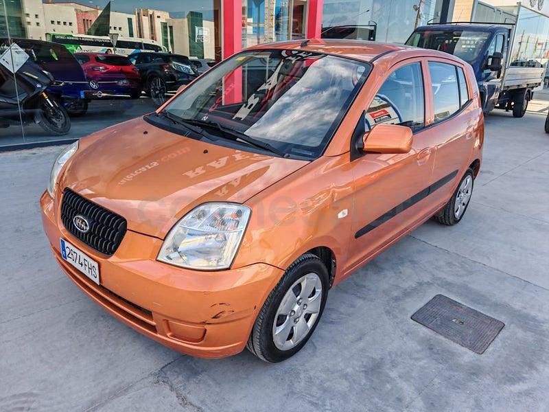 Usado Kia Picanto LX 65 CV (47 kW) 2006 Naranja Utilitario