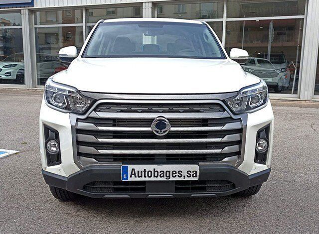 Usado Ssangyong (KGM) Musso 202 CV (148 kW) 2023 Blanco Berlina