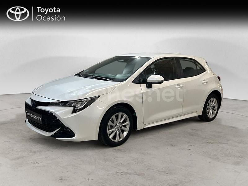 Blanco Usado 2025 Toyota Corolla Active Berlina | 26.995 € (Un poco caro) - Imagen 1/4