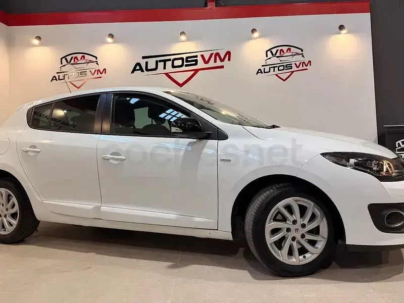 Usado Renault Mégane Intens 95 CV (69 kW) 2015 Blanco Berlina