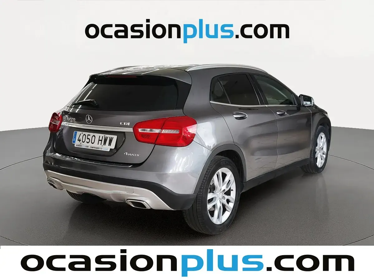 Usado Mercedes GLA220 Urban 170 CV (125 kW) 2014 Gris SUV