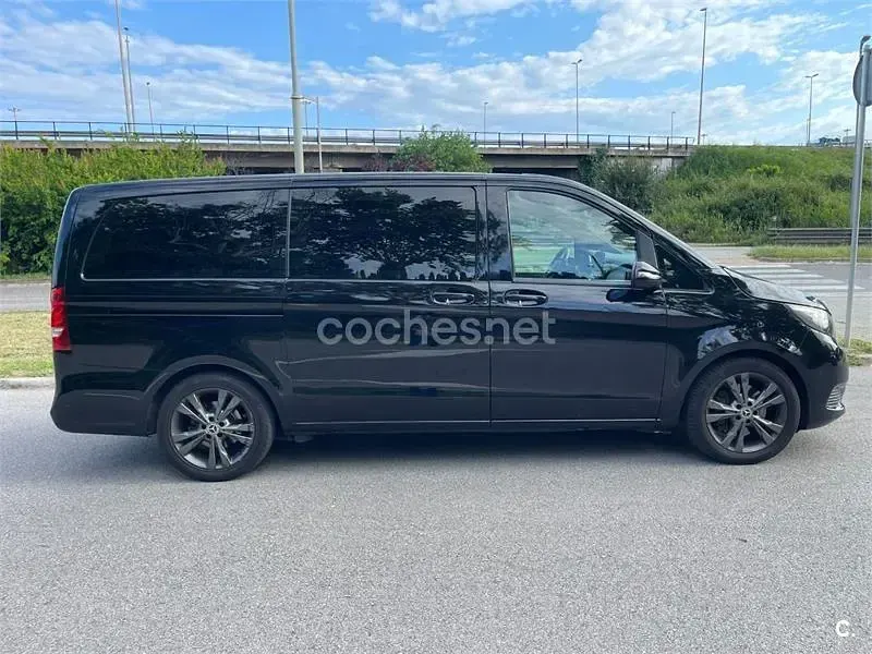 Usado Mercedes V200 Avantgarde 136 CV (100 kW) 2019 Negro Monovolumen